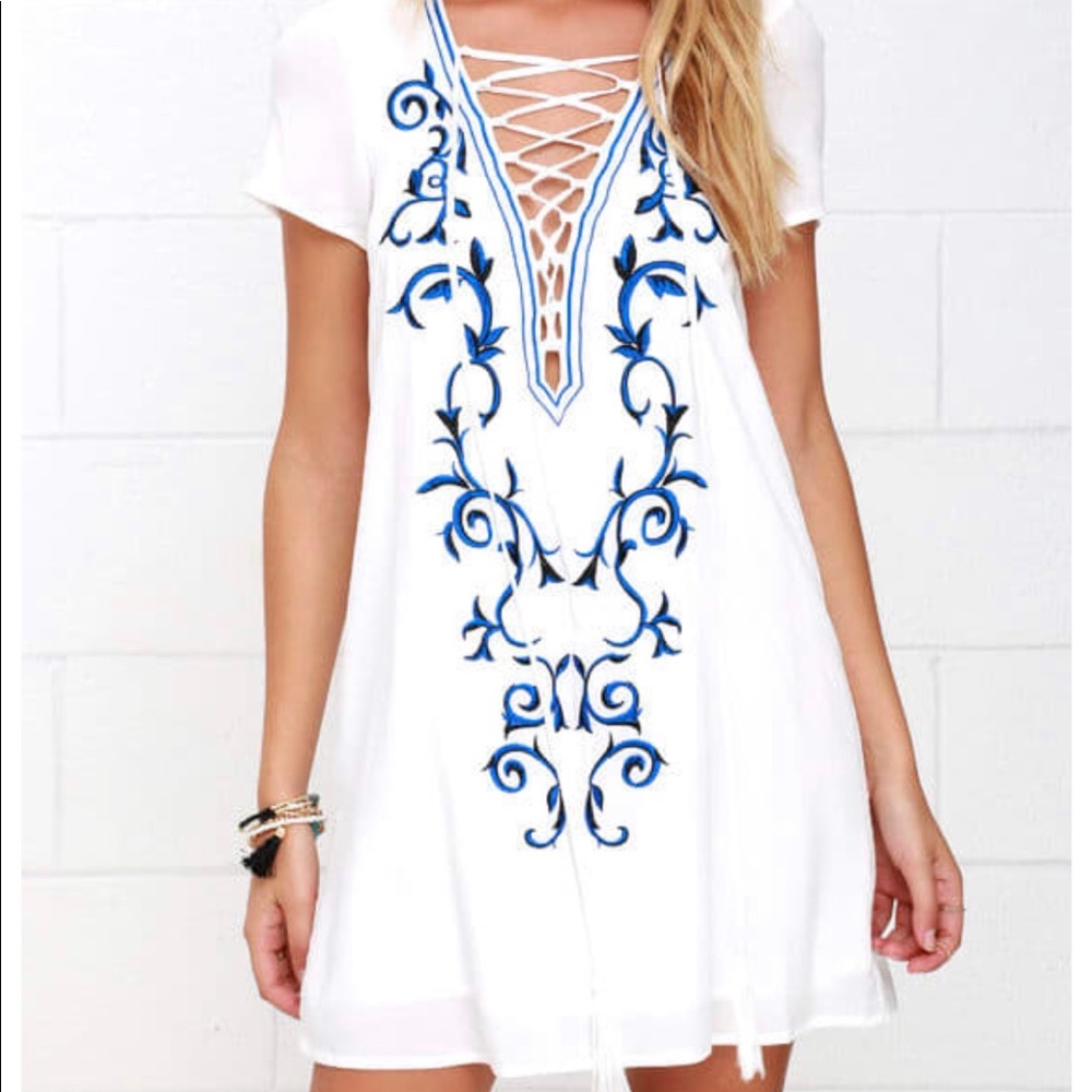 Pink embroidered Lulu’s shift dress